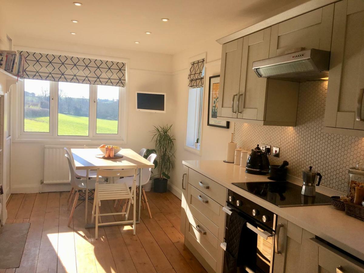 The Cornish Retreat Villa บู๊ด ภายนอก รูปภาพ